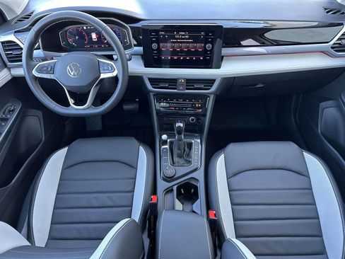 New 2026 Volkswagen Taos SEL image 11