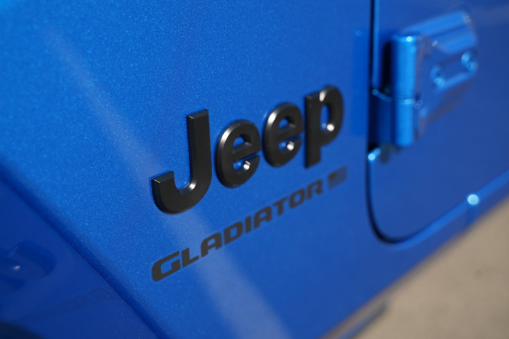 New 2026 Jeep Gladiator Sport AWD/4WD image 40