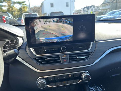 Used 2020 Toyota Tacoma DOUBLE CAB image 24