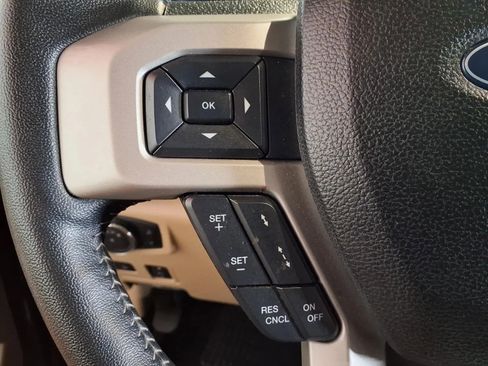 Used 2019 Ford F350 Lariat w/ Lariat Ultimate Package AWD/4WD image 28