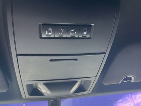 Used 2019 Dodge Grand Caravan SXT FWD image 53