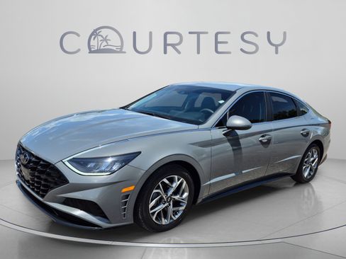 Certified 2023 Hyundai Sonata SEL FWD image 1