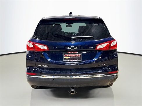 Used 2020 Chevrolet Equinox LT w/ Driver Convenience Package image 6