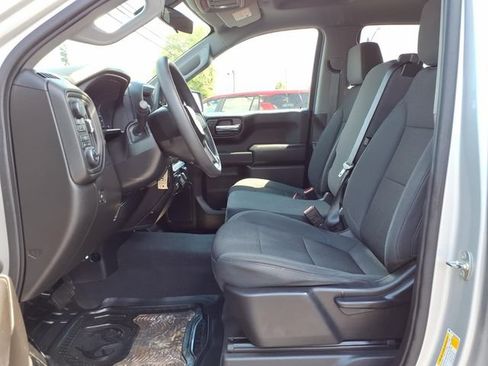 Used 2021 Chevrolet Silverado 1500 Custom AWD/4WD image 13