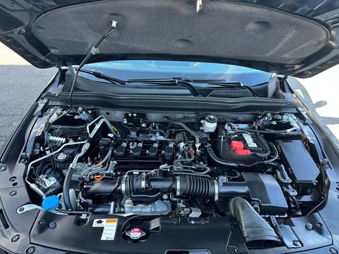 Used 2022 Honda Accord Sport image 29