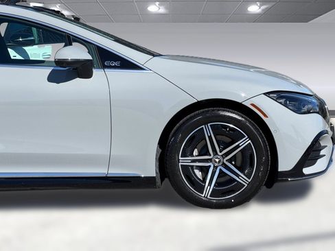 Certified 2023 Mercedes-Benz EQE 500 4MATIC Sedan image 35