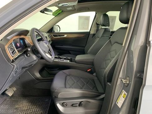 Used 2026 Volkswagen Atlas SE AWD/4WD image 21
