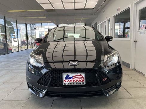 Used 2013 Ford Focus ST FWD image 2