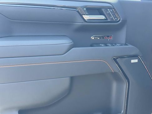 New 2026 GMC Sierra 1500 AT4 w/ AT4 Premium Package AWD/4WD image 23