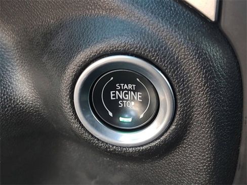 Used 2021 Chevrolet Silverado 2500 LT w/ Convenience Package image 23