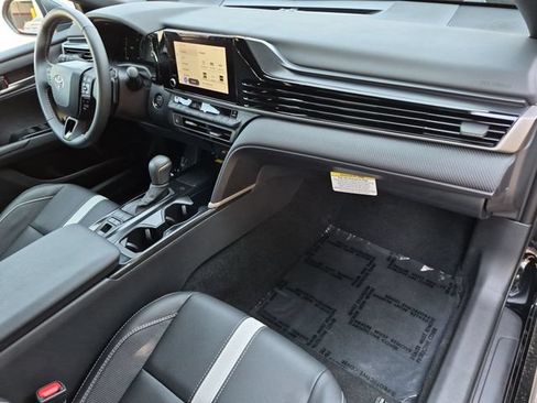Certified 2026 Toyota Camry SE FWD image 29