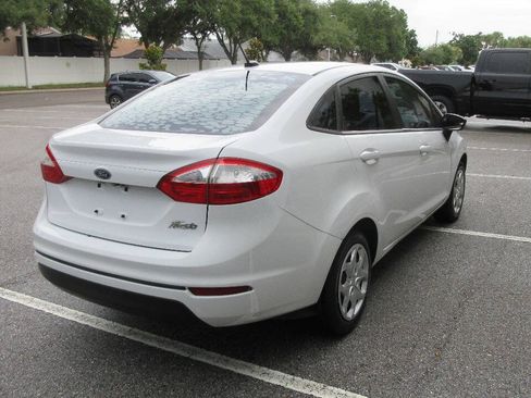 Used 2019 Ford Fiesta S FWD image 5