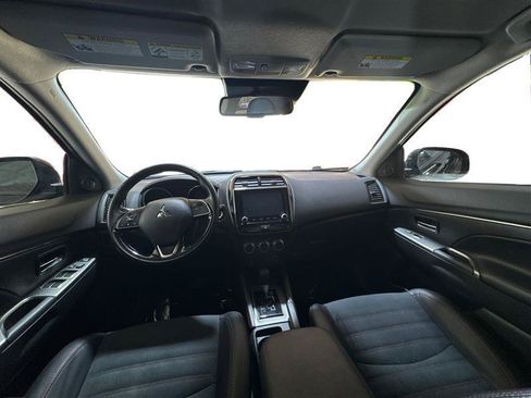 Used 2024 Mitsubishi Outlander Sport SE AWD/4WD image 12
