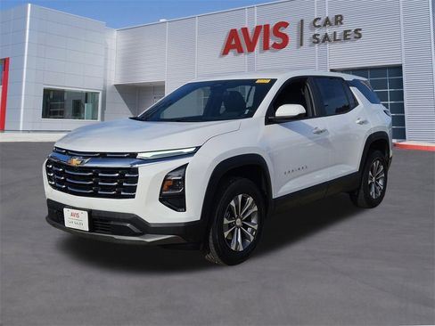 Used 2025 Chevrolet Equinox LT image 1