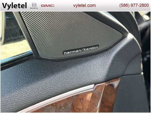 Used 2013 Mercedes-Benz E 350 4MATIC Sedan image 18