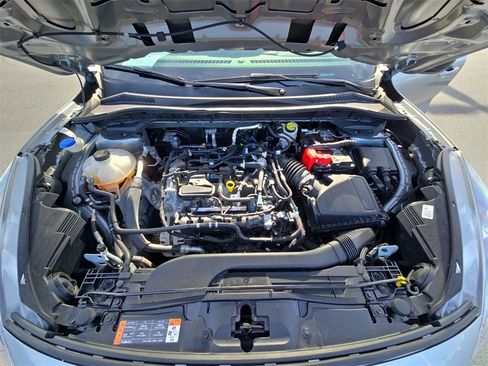 Used 2022 Ford Escape SE image 25