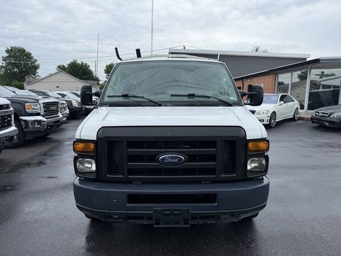 Used 2011 Ford E-150 and Econoline 150 w/ Commercial Cargo Van Pkg RWD image 2