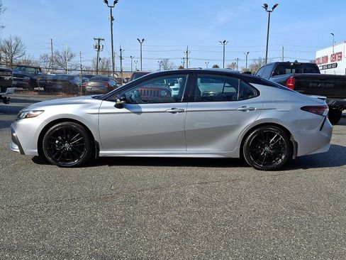 Used 2021 Toyota Camry XSE image 2