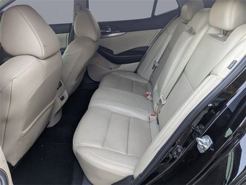 Used 2019 Nissan Maxima 3.5 SL w/ Floor Mat Group image 11