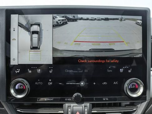 Used 2024 Lexus GX 550 AWD/4WD image 18