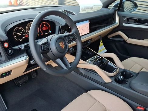 New 2026 Porsche Cayenne AWD/4WD image 4