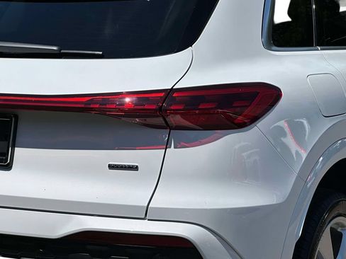 New 2026 Audi Q5 Premium Plus AWD/4WD image 32