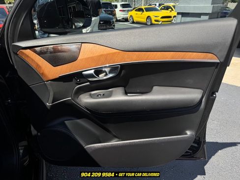 Used 2022 Volvo XC90 T6 Momentum w/ Advanced Package AWD/4WD image 38