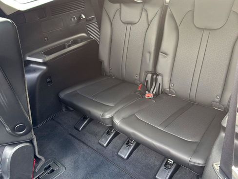 Used 2023 Kia Sorento SX AWD/4WD image 25