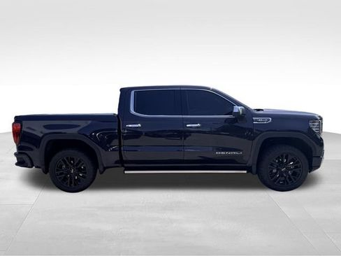 Used 2025 GMC Sierra 1500 Denali w/ Denali Reserve Package AWD/4WD image 4
