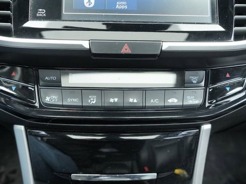 Used 2016 Honda Accord Touring image 35