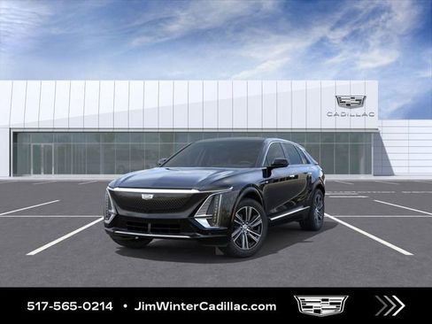 New 2026 Cadillac Lyriq Luxury w/ LPO, Floor Liner Package image 8