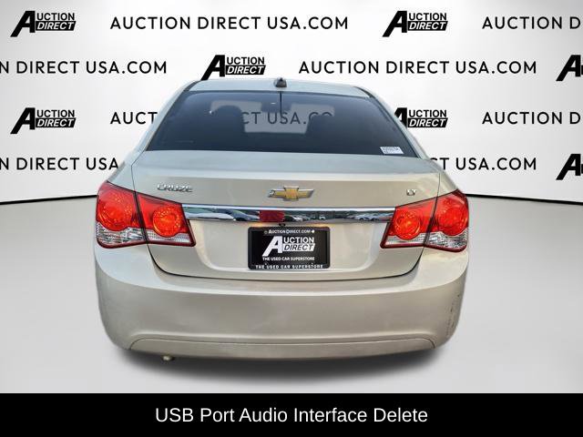 Used 2015 Chevrolet Cruze LT w/ Technology Package FWD image 5