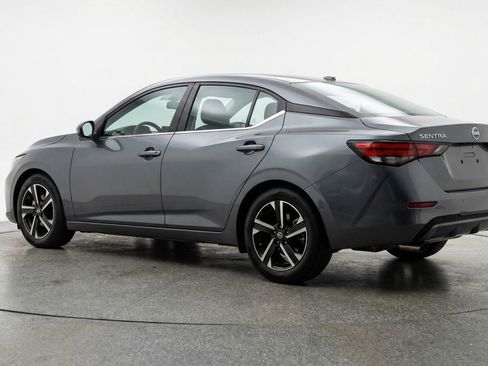 Used 2025 Nissan Sentra SV FWD image 6