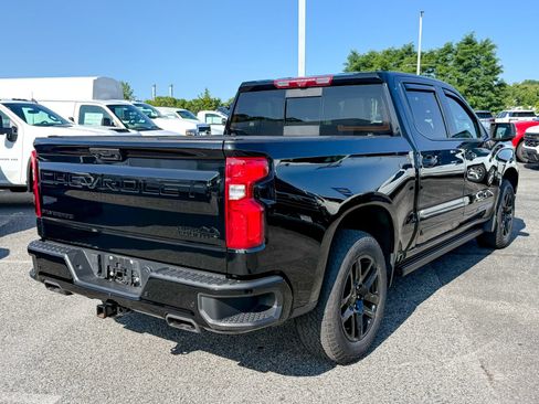 Certified 2024 Chevrolet Silverado 1500 High Country w/ Midnight Edition AWD/4WD image 8