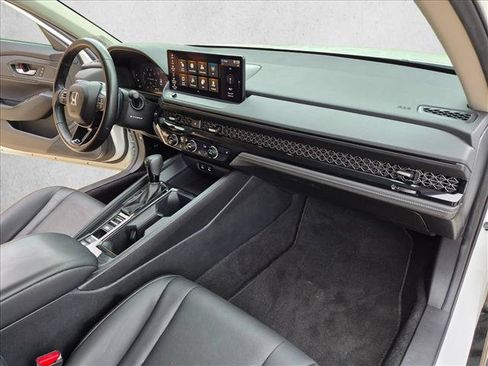 Used 2024 Honda Accord EX-L image 22