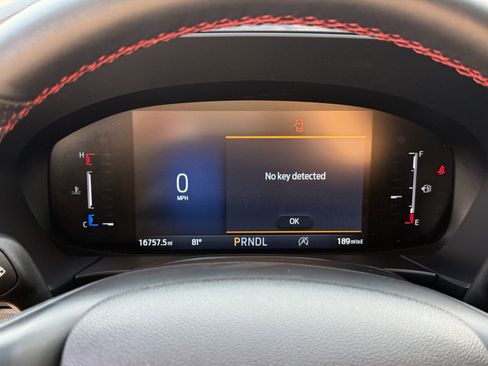 Used 2025 Ford Escape ST-Line image 18