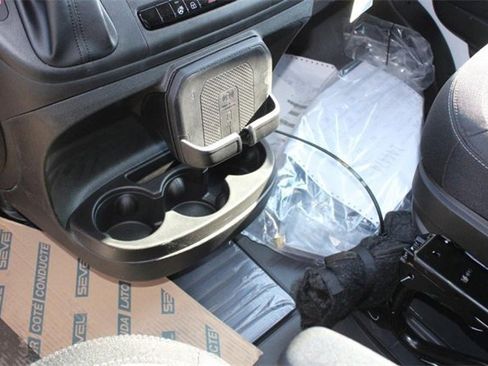 New 2024 RAM ProMaster 2500 w/ Quick Order Package 22H SLT+ image 26