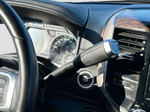 Used 2021 RAM 3500 Laramie image 17