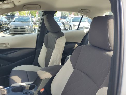 Certified 2023 Toyota Corolla LE image 17