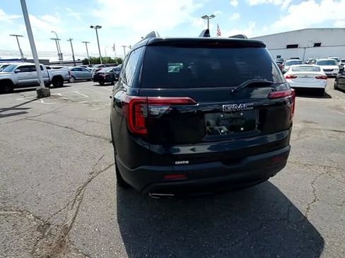 Certified 2022 GMC Acadia SLE w/ Driver Convenience Package AWD/4WD image 7