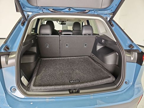 New 2026 Volkswagen Tiguan SE FWD image 13