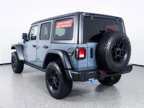 Used 2024 Jeep Wrangler Unlimited AWD/4WD image 7