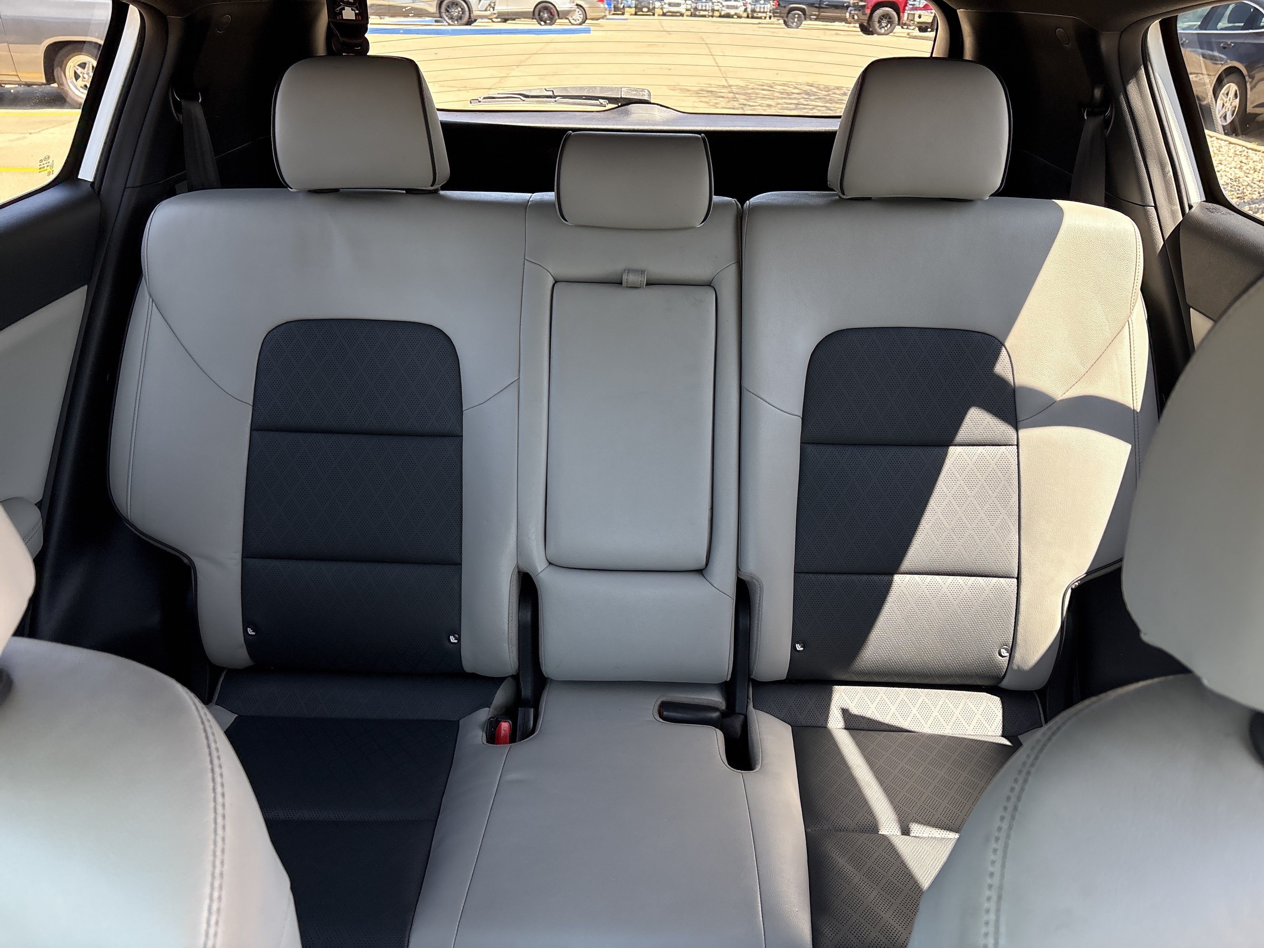 Used 2019 Kia Sportage EX w/ EX Sport Appearance Package AWD/4WD image 16