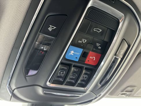 Used 2024 Jeep Grand Cherokee Limited 4xe image 25