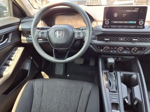 Used 2024 Honda Accord EX image 6