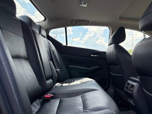 Used 2020 Nissan Altima 2.0 Platinum FWD image 30
