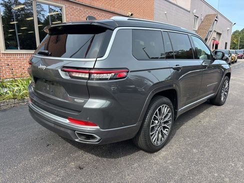 Used 2023 Jeep Grand Cherokee L Summit AWD/4WD image 34