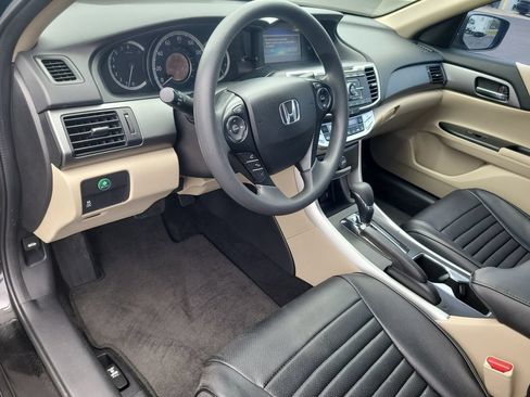 Used 2013 Honda Accord LX image 13