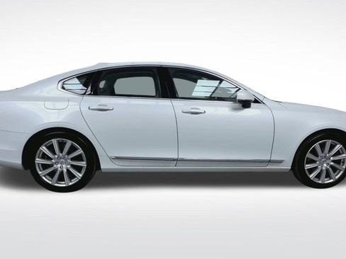 Used 2017 Volvo S90 T6 Inscription w/ Vision Package image 26
