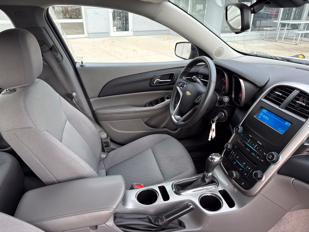 Used 2014 Chevrolet Malibu LS FWD image 31